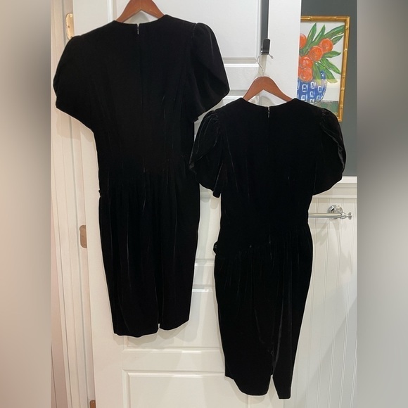 Susan Bennett Velvet Dress Drop Waist with Bow - Picture 6 of 8